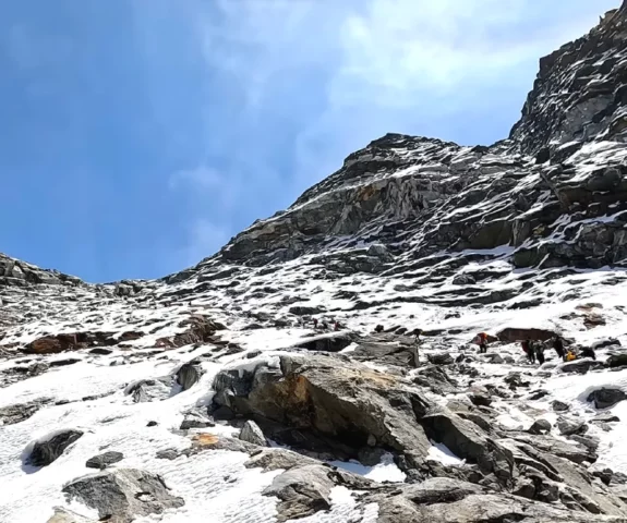 Cho La Pass Top