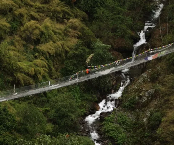 way to Gosainkunda