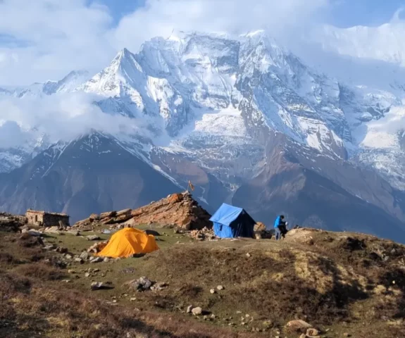 Pisang peak base camp