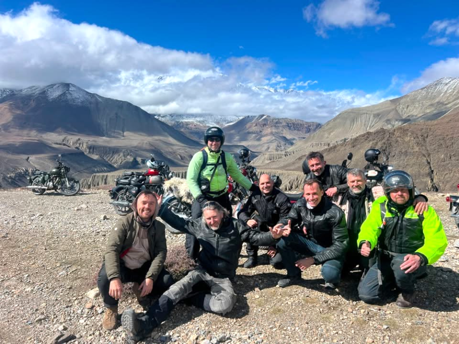 Group Photo at Lower Mustang